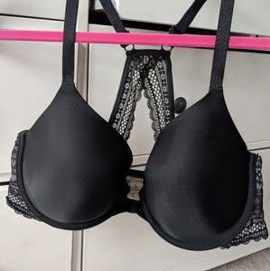 Victoria's Secret 38D lace racerback black bra EUC